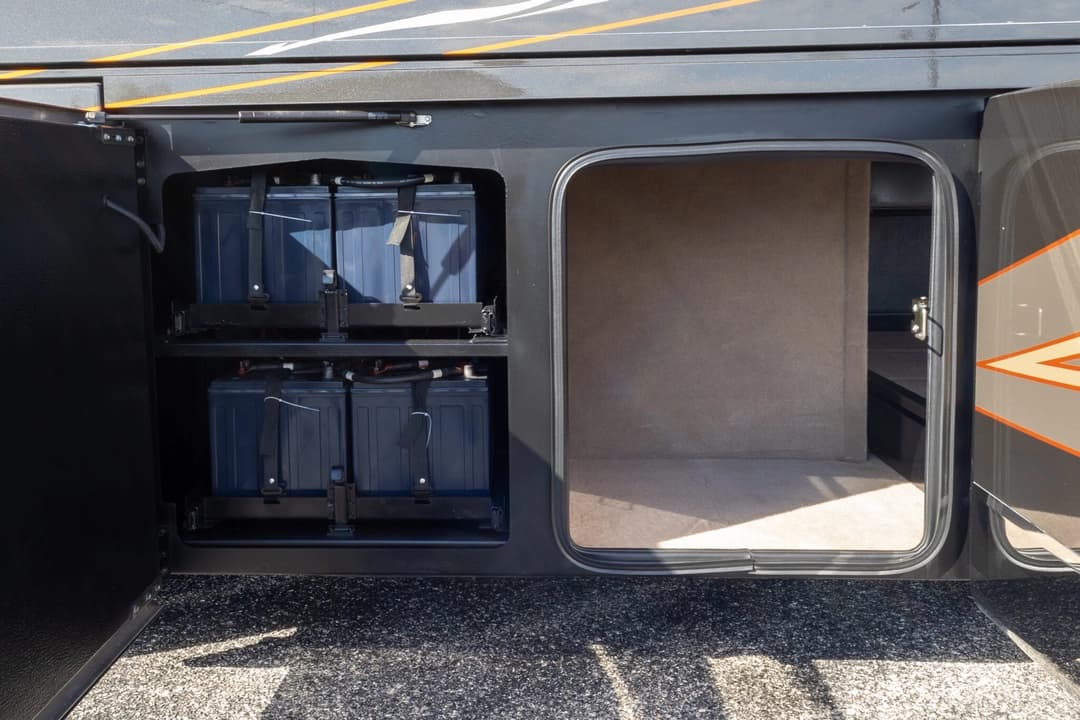 2015 Entegra Cornerstone 45B Motorhome - Thumbnail 42 2015 Entegra Cornerstone 45B Motorhome - Thumbnail 42