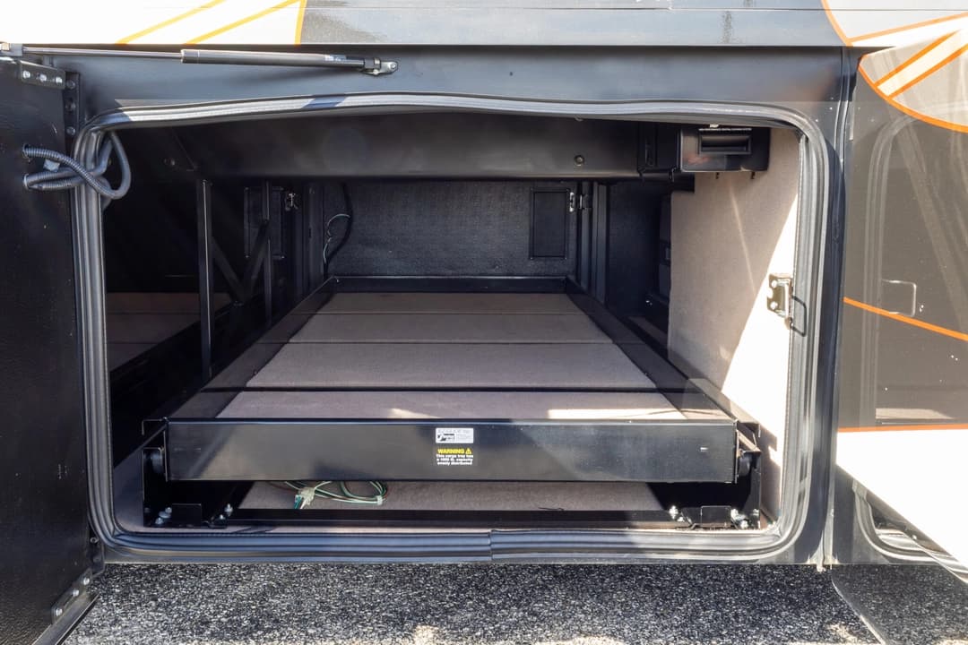 2015 Entegra Cornerstone 45B Motorhome - Thumbnail 44 2015 Entegra Cornerstone 45B Motorhome - Thumbnail 44