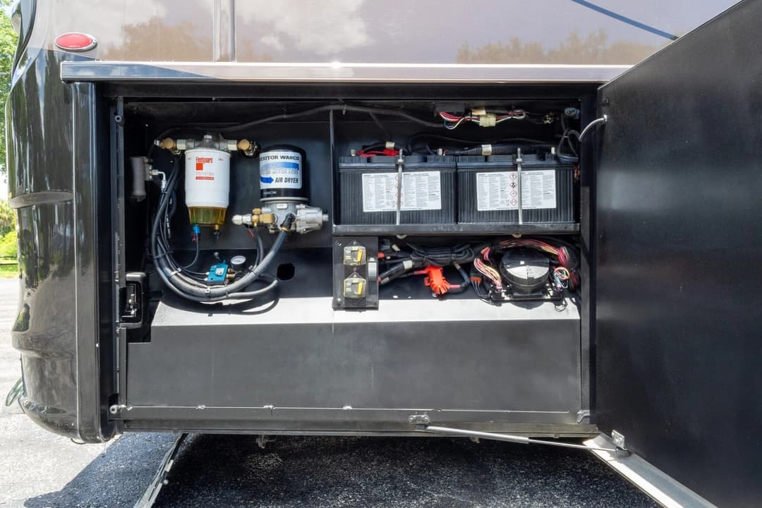 2018 Newmar King Aire 4531 Motorhome - Thumbnail 35 2018 Newmar King Aire 4531 Motorhome - Thumbnail 35