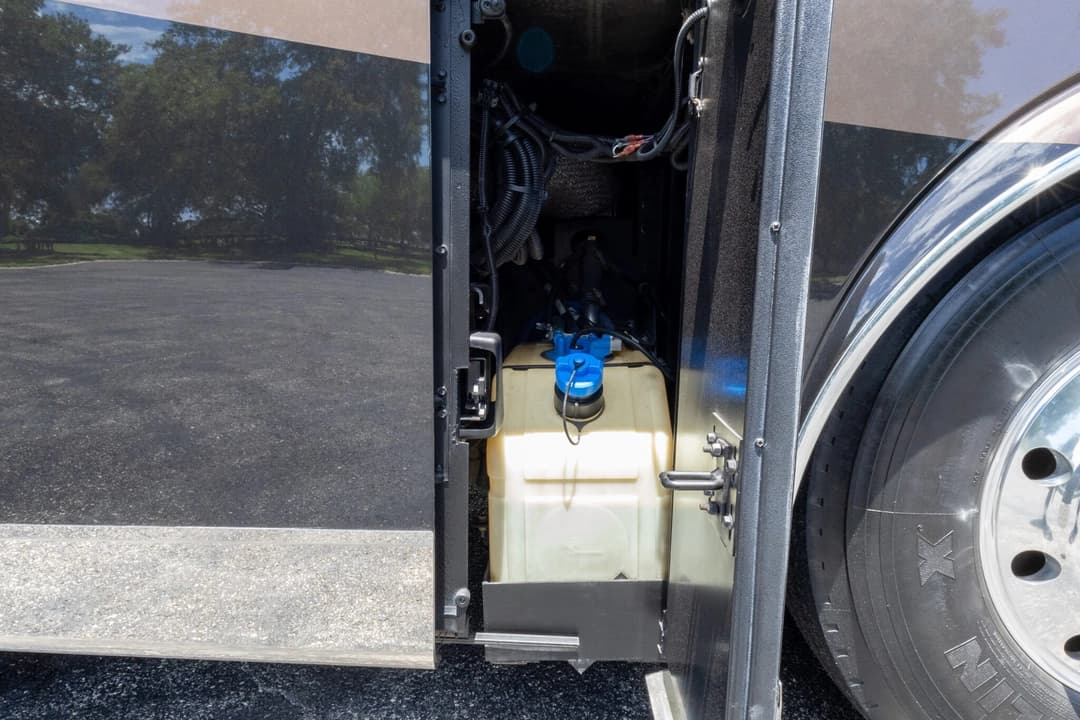 2018 Newmar King Aire 4531 Motorhome - Thumbnail 36 2018 Newmar King Aire 4531 Motorhome - Thumbnail 36