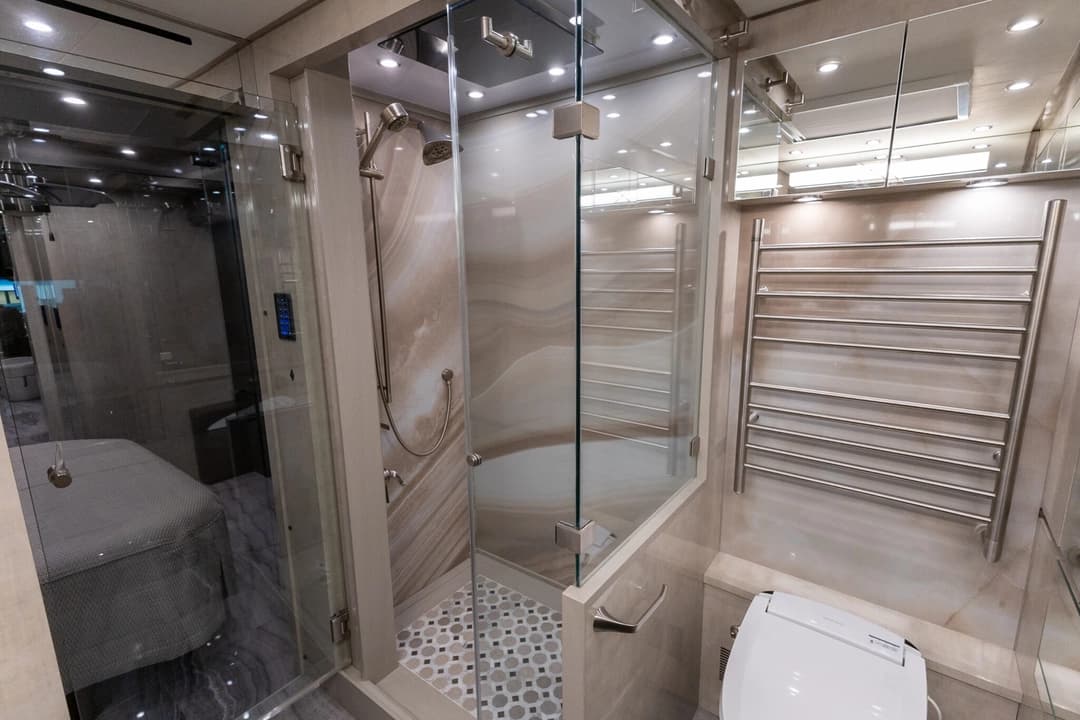 2023 Newell P50 Edition Motorhome - Thumbnail 29 2023 Newell P50 Edition Motorhome - Thumbnail 29