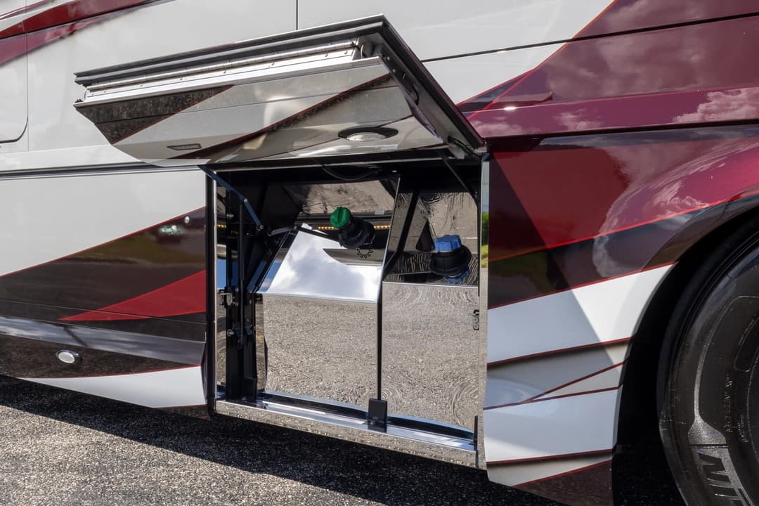 2023 Newell P50 Edition Motorhome - Thumbnail 44 2023 Newell P50 Edition Motorhome - Thumbnail 44