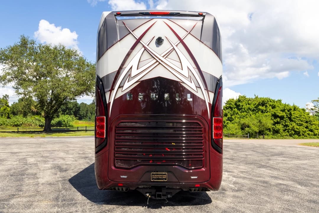 2023 Newell P50 Edition Motorhome - Thumbnail 6 2023 Newell P50 Edition Motorhome - Thumbnail 6