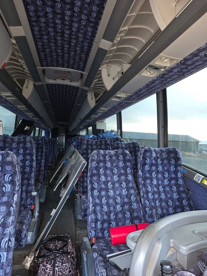 2012 MCI J4500 - Thumbnail 3 2012 MCI J4500 - Thumbnail 3