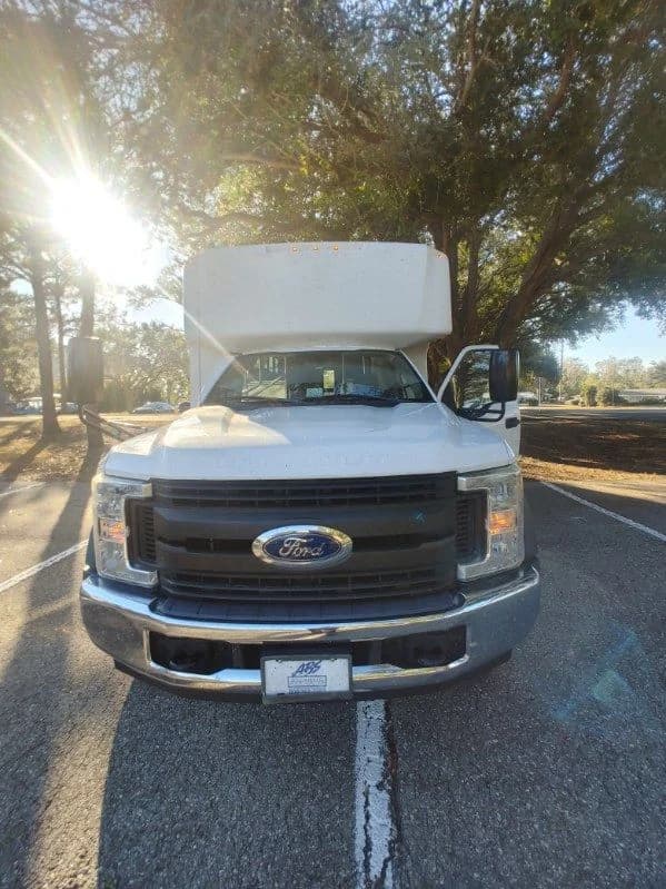 2020 Ford F-550 Eldorado Bus - Thumbnail 8 2020 Ford F-550 Eldorado Bus - Thumbnail 8