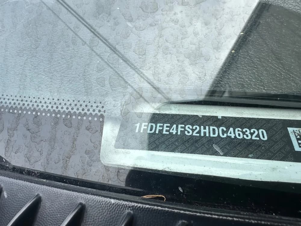 2017 Ford E-450 Superduty - Thumbnail 9 2017 Ford E-450 Superduty - Thumbnail 9