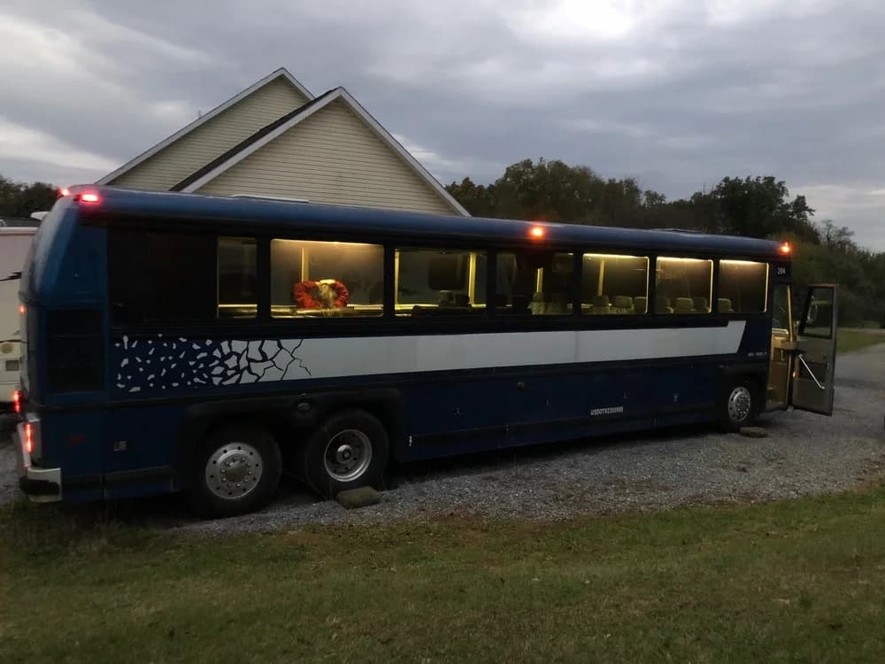 1989 MCI 102-C3 - Thumbnail 11 1989 MCI 102-C3 - Thumbnail 11