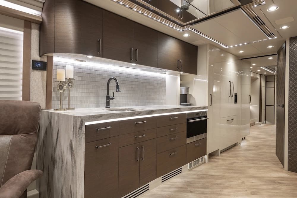 2023 Prevost Liberty Elegant Lady H3-45 Motorhome - Thumbnail 18 2023 Prevost Liberty Elegant Lady H3-45 Motorhome - Thumbnail 18