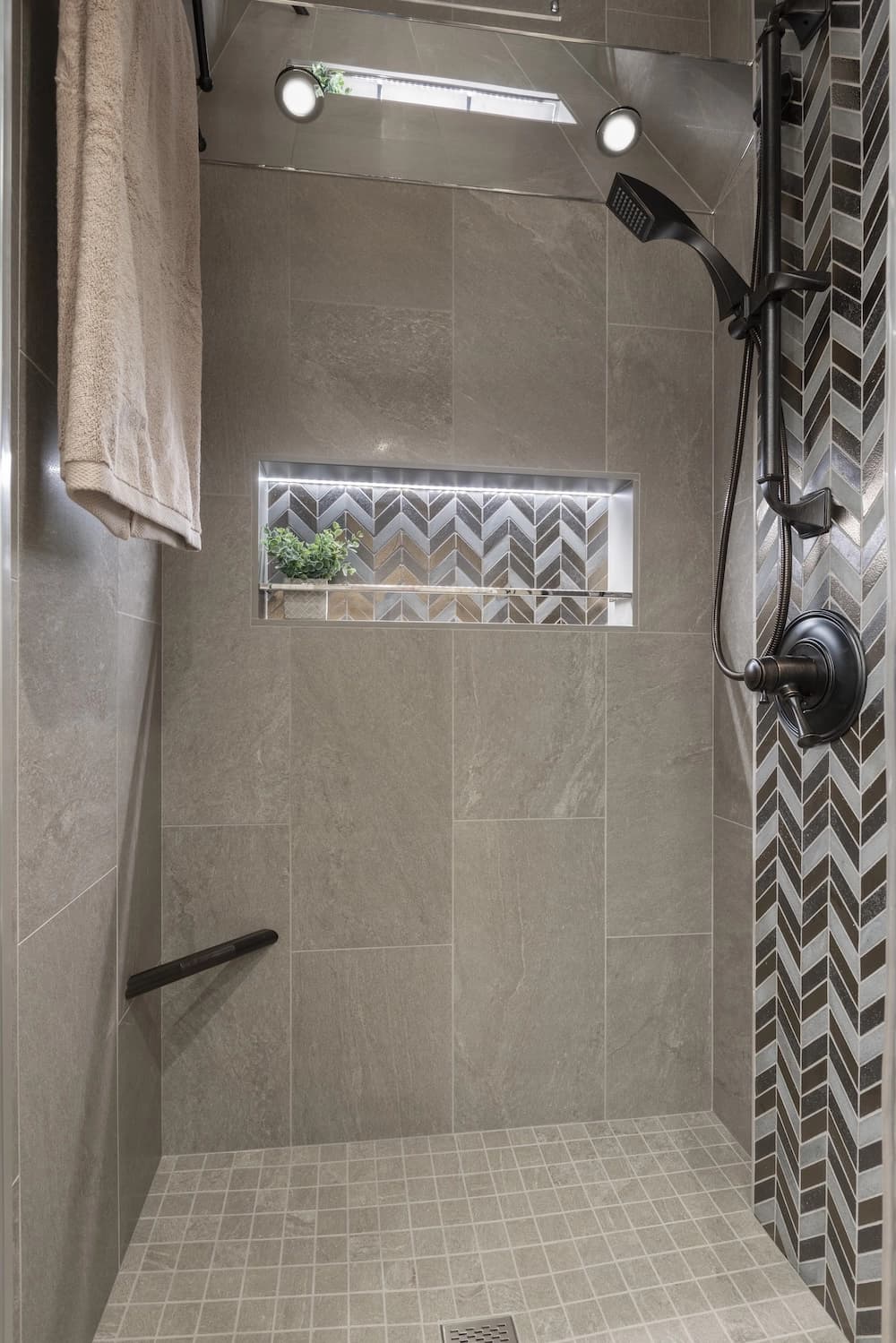 2023 Prevost Liberty Elegant Lady H3-45 Motorhome - Thumbnail 31 2023 Prevost Liberty Elegant Lady H3-45 Motorhome - Thumbnail 31