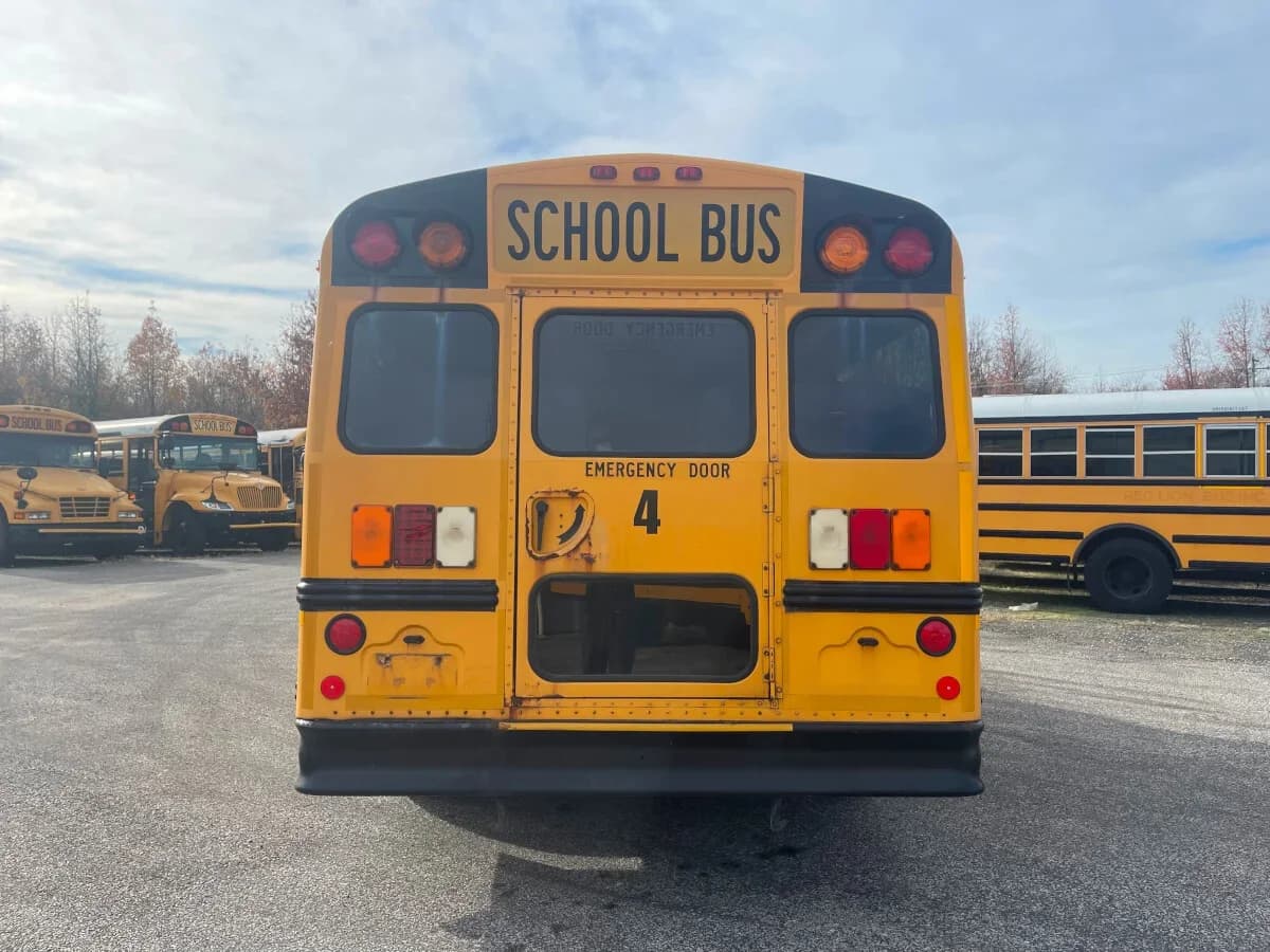 2010 Chevrolet 3500 Mini School Bus - Thumbnail 4 2010 Chevrolet 3500 Mini School Bus - Thumbnail 4