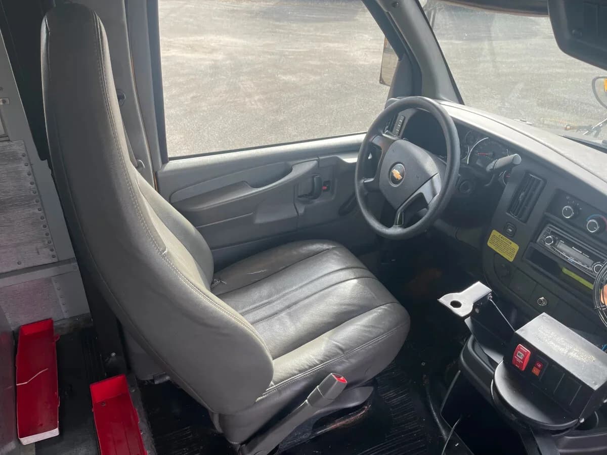 2010 Chevrolet 3500 Mini School Bus - Thumbnail 7 2010 Chevrolet 3500 Mini School Bus - Thumbnail 7