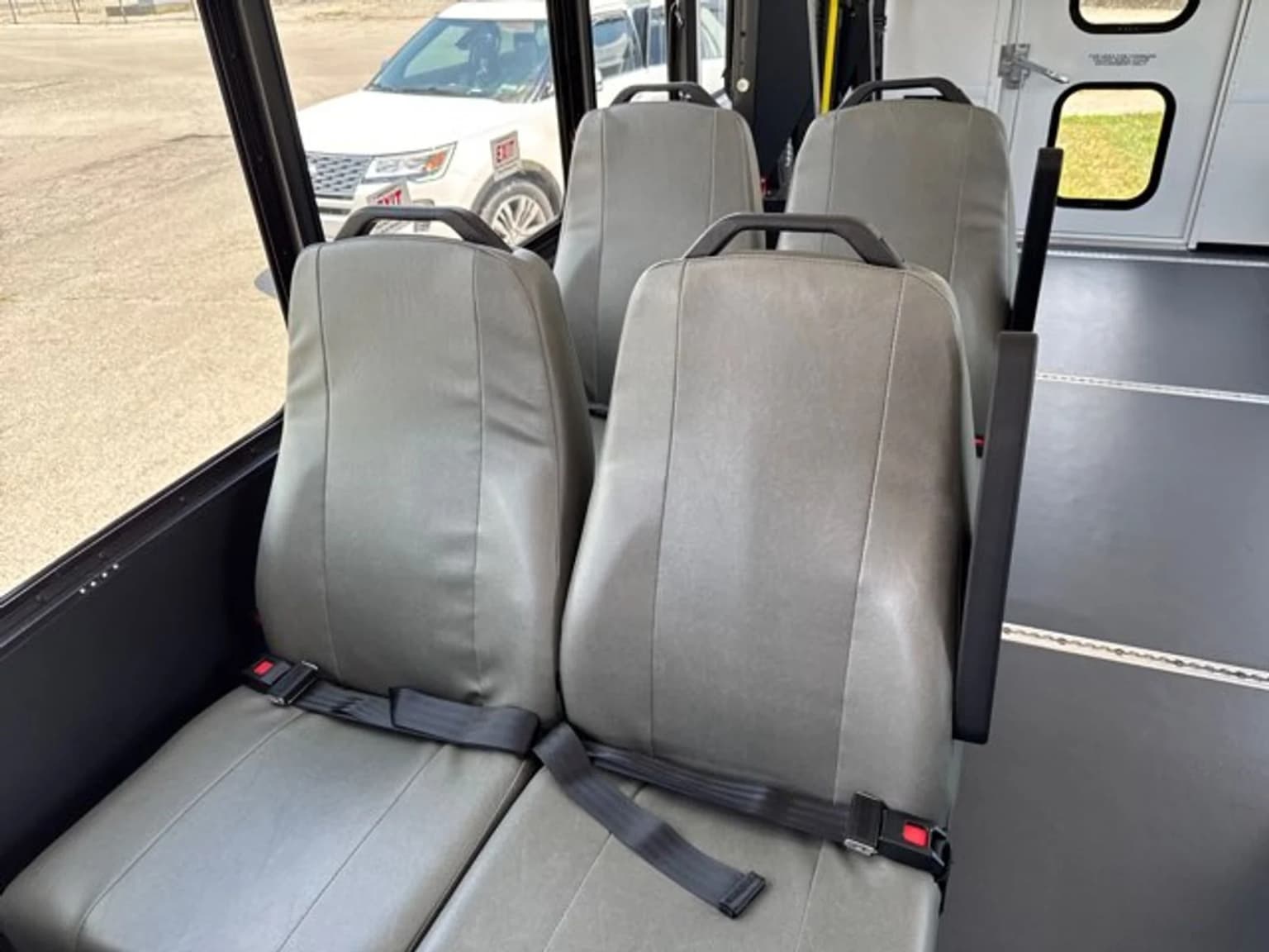 2025 Ford E350 Endera Shuttle - Thumbnail 8 2025 Ford E350 Endera Shuttle - Thumbnail 8