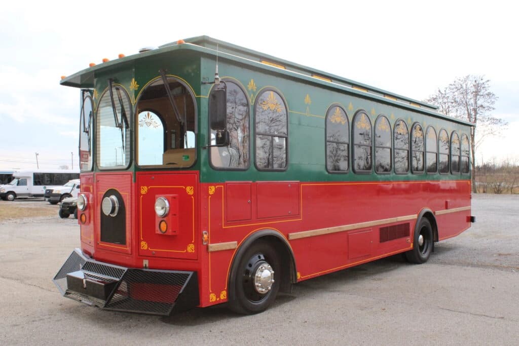 2011 Ford TR30 ADA Trolley Bus - Thumbnail 2 2011 Ford TR30 ADA Trolley Bus - Thumbnail 2