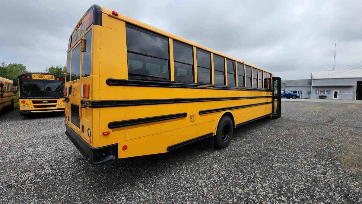 2017 Freightliner Thomas C2 72p - Thumbnail 5 2017 Freightliner Thomas C2 72p - Thumbnail 5