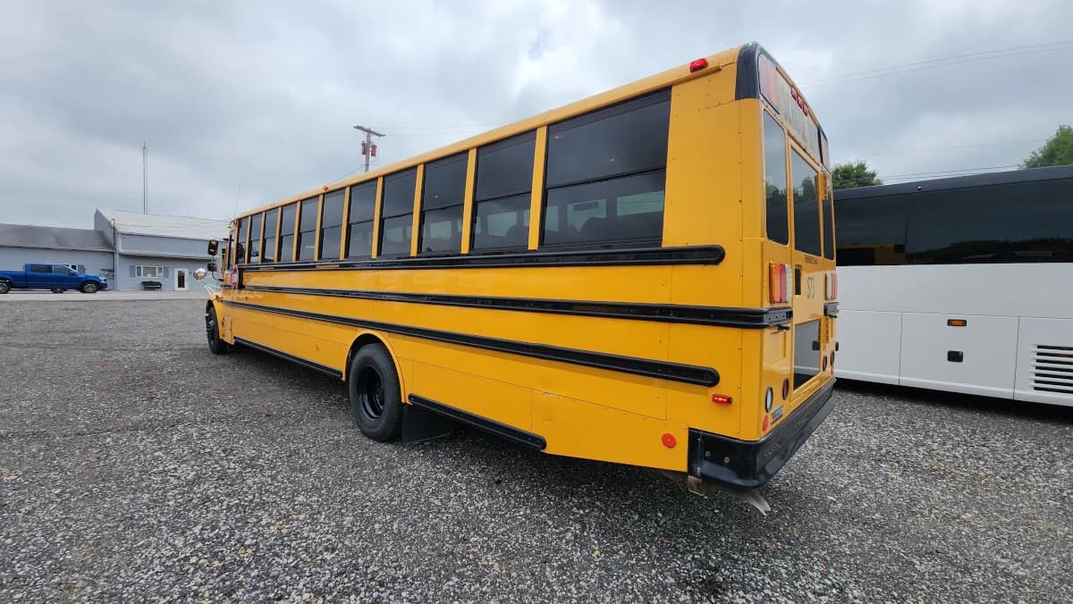 2017 Freightliner Thomas C2 72p - Thumbnail 3 2017 Freightliner Thomas C2 72p - Thumbnail 3