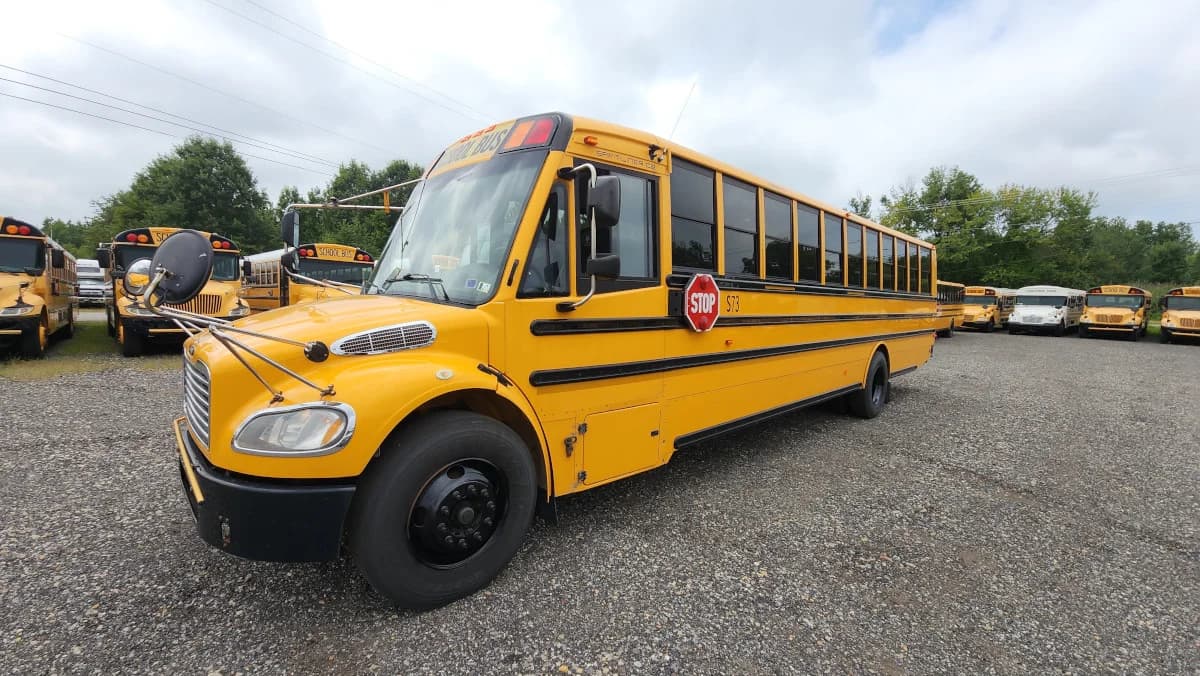 2017 Freightliner Thomas C2 72p - Thumbnail 8 2017 Freightliner Thomas C2 72p - Thumbnail 8