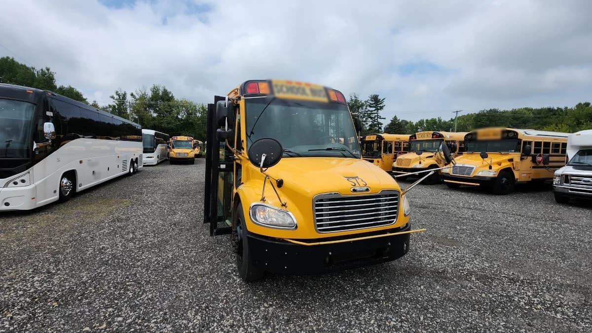 2017 Freightliner Thomas C2 72p - Thumbnail 13 2017 Freightliner Thomas C2 72p - Thumbnail 13