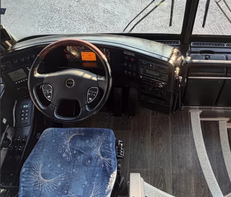 2019 Prevost H3-45 - Thumbnail 5 2019 Prevost H3-45 - Thumbnail 5