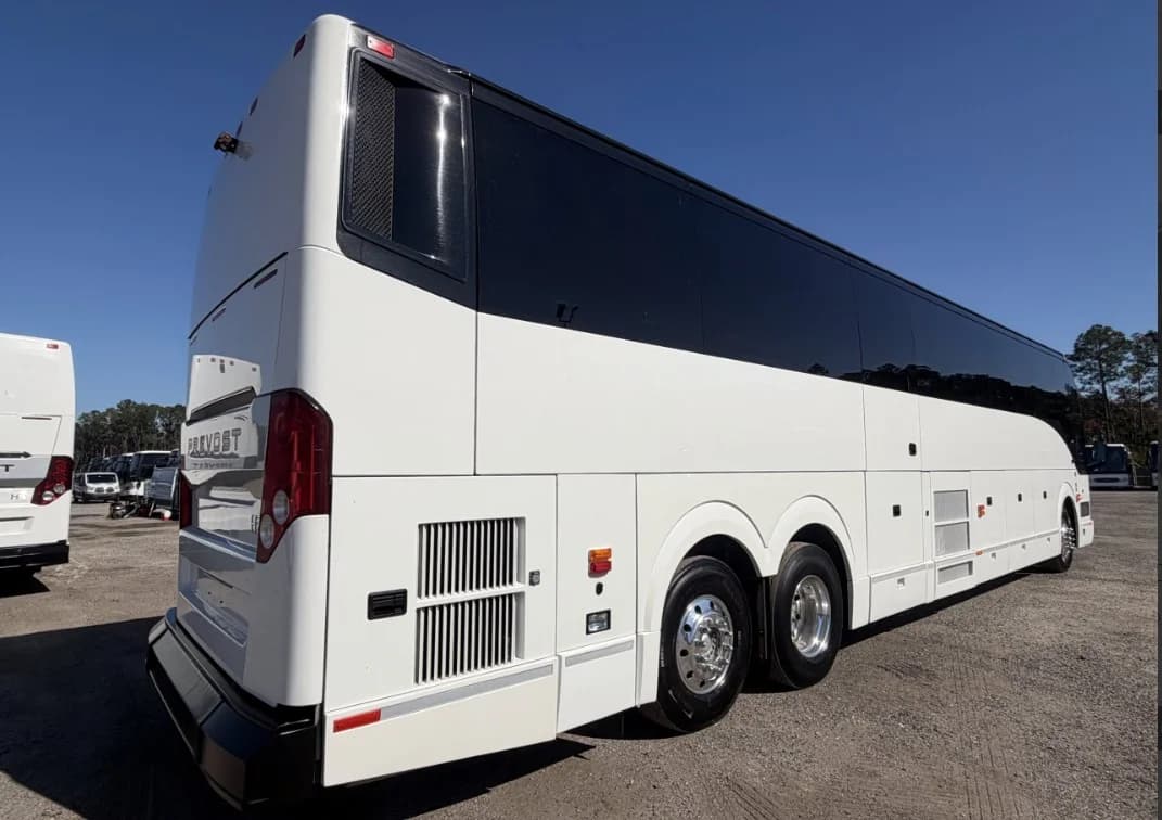 2019 Prevost H3-45 - Thumbnail 10 2019 Prevost H3-45 - Thumbnail 10