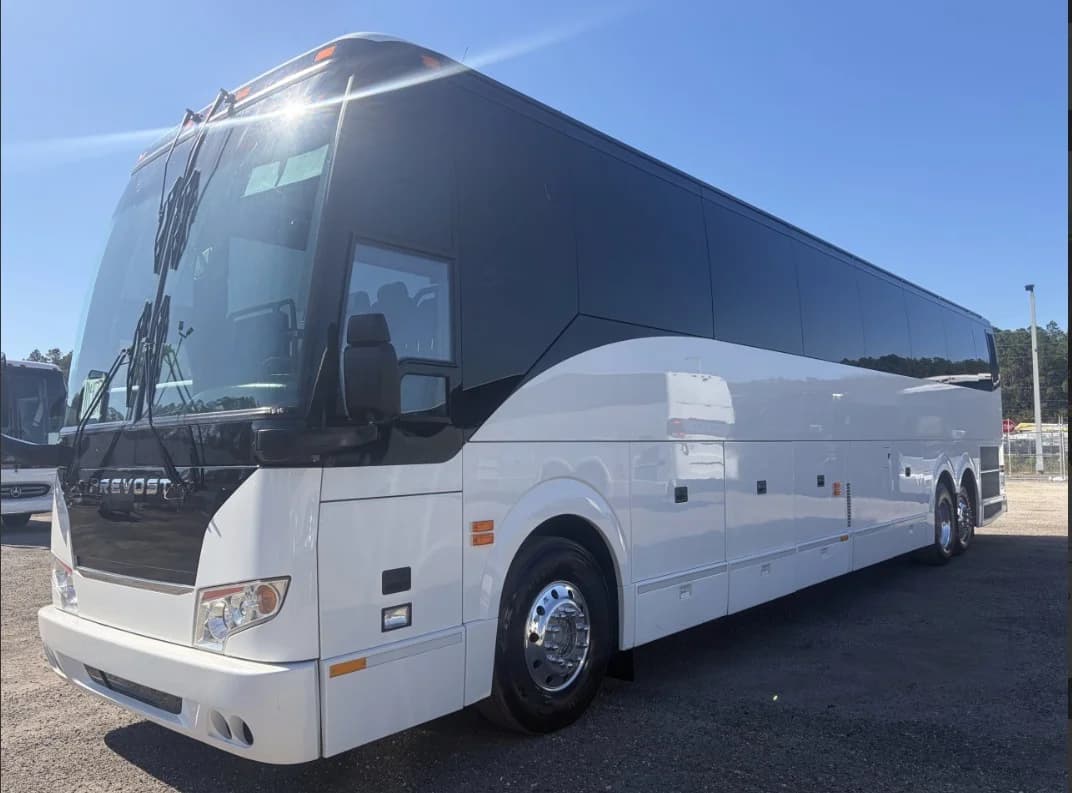 2019 Prevost H3-45 - Thumbnail 7 2019 Prevost H3-45 - Thumbnail 7