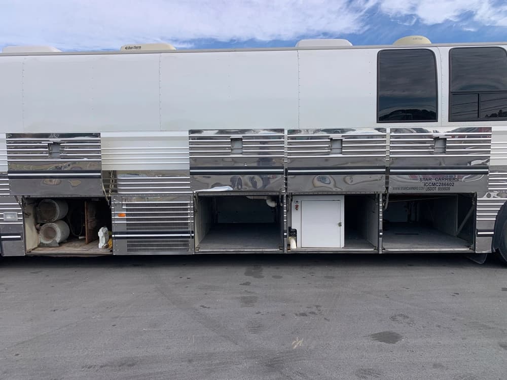 1996 Prevost Prevost Coach - Thumbnail 21 1996 Prevost Prevost Coach - Thumbnail 21