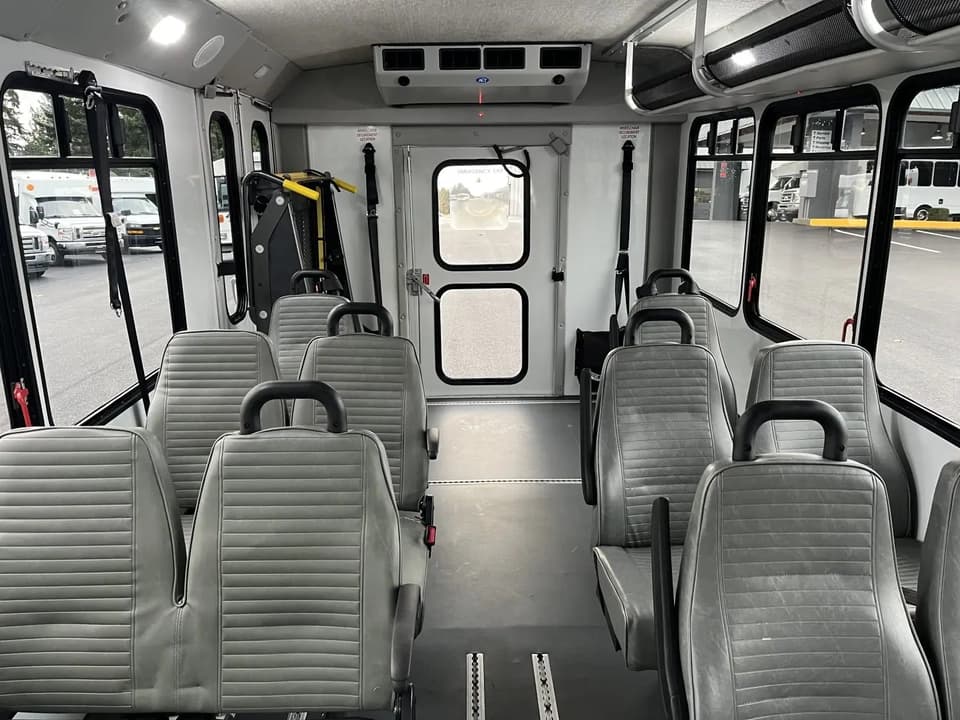 2015 Ford Goshen - Thumbnail 7 2015 Ford Goshen - Thumbnail 7