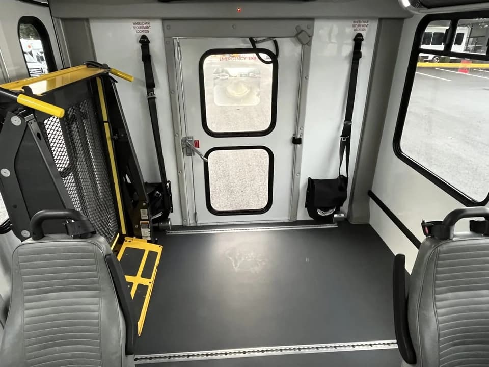 2015 Ford Goshen - Thumbnail 8 2015 Ford Goshen - Thumbnail 8