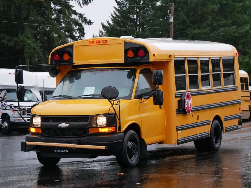 2015 Chevrolet Thomas - Thumbnail 2 2015 Chevrolet Thomas - Thumbnail 2