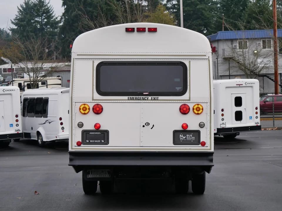 2006 Thomas Built Saf-T-Liner - Thumbnail 11 2006 Thomas Built Saf-T-Liner - Thumbnail 11