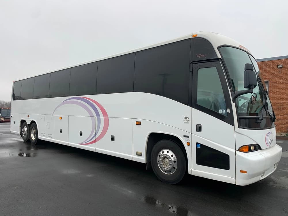 2007 MCI J4500 bus 2007 MCI J4500 bus