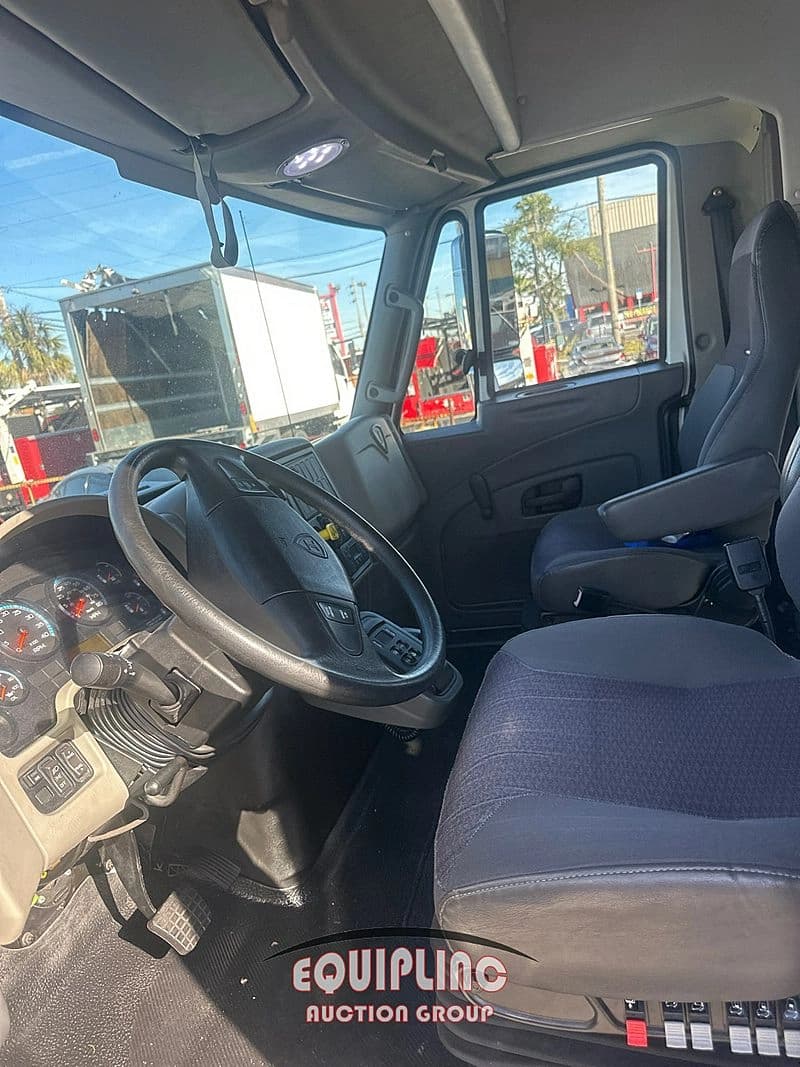 2015 International MAXXFORCE Shuttle Bus - Thumbnail 30 2015 International MAXXFORCE Shuttle Bus - Thumbnail 30