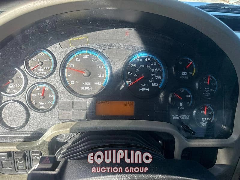 2015 International MAXXFORCE Shuttle Bus - Thumbnail 38 2015 International MAXXFORCE Shuttle Bus - Thumbnail 38