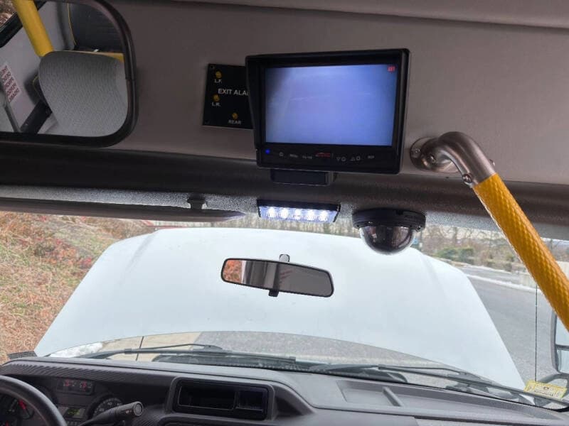 2014 Ford E450 - Thumbnail 19 2014 Ford E450 - Thumbnail 19