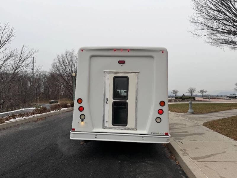 2020 Ford E-450 - Thumbnail 7 2020 Ford E-450 - Thumbnail 7