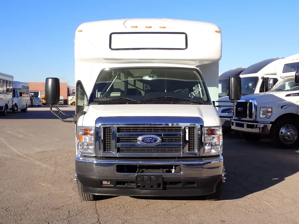 2022 Starcraft Allstar Shuttle Bus - Thumbnail 2 2022 Starcraft Allstar Shuttle Bus - Thumbnail 2