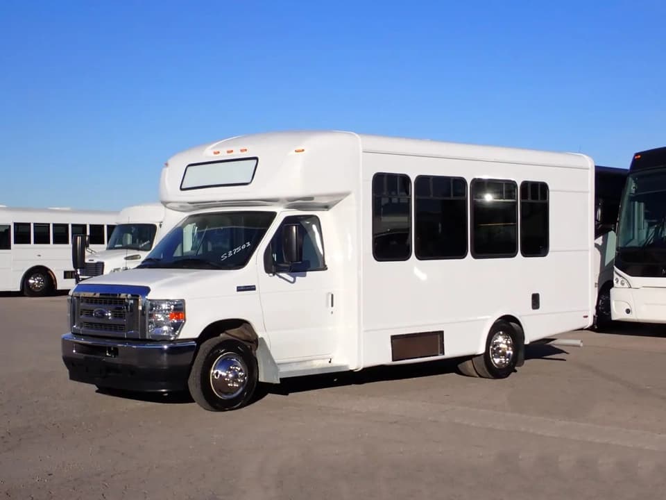 2022 Starcraft Allstar Shuttle Bus - Thumbnail 3 2022 Starcraft Allstar Shuttle Bus - Thumbnail 3