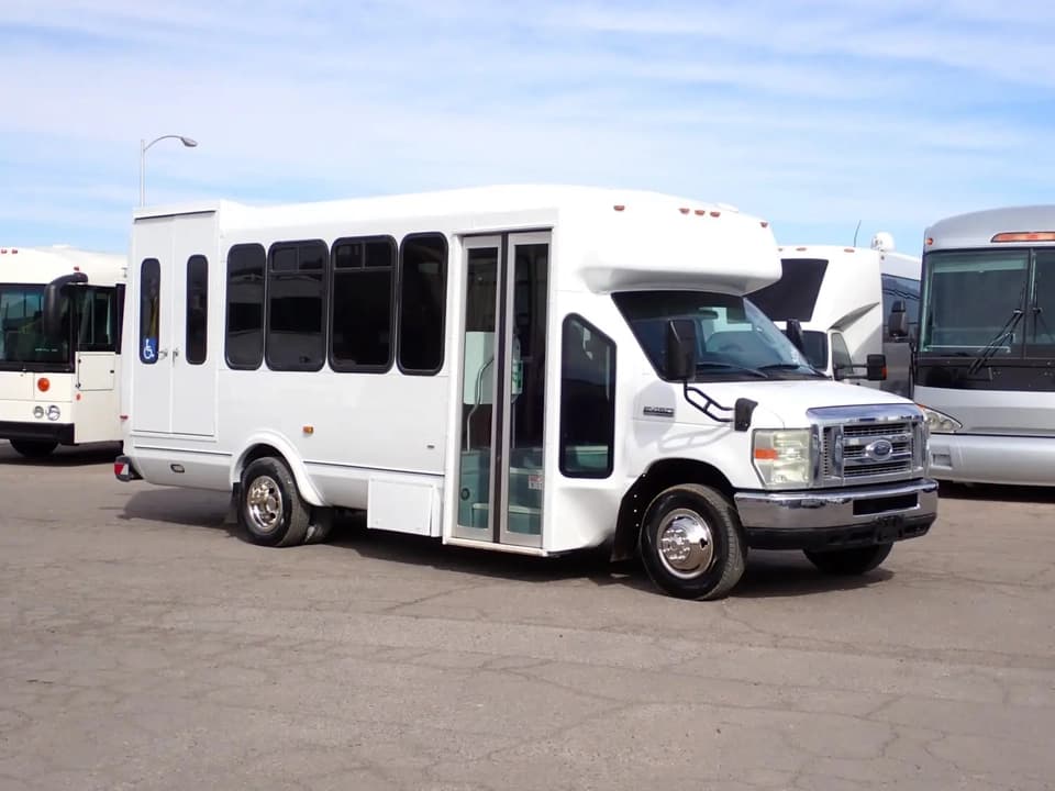 2010 ElDorado Aerotech bus 2010 ElDorado Aerotech bus