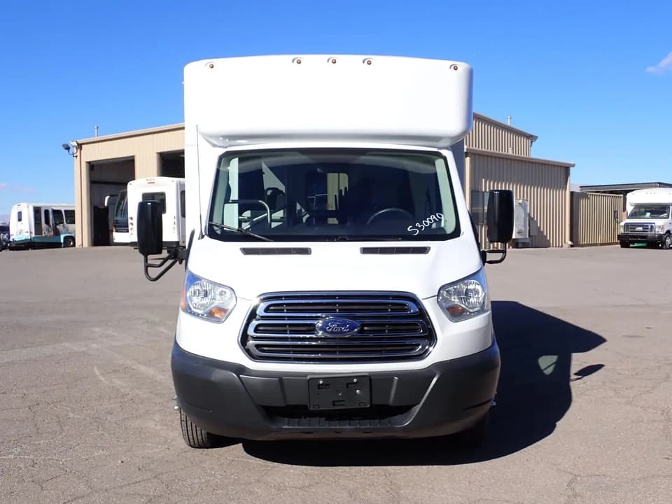 2018 World Trans Advance Shuttle Bus - Thumbnail 2 2018 World Trans Advance Shuttle Bus - Thumbnail 2