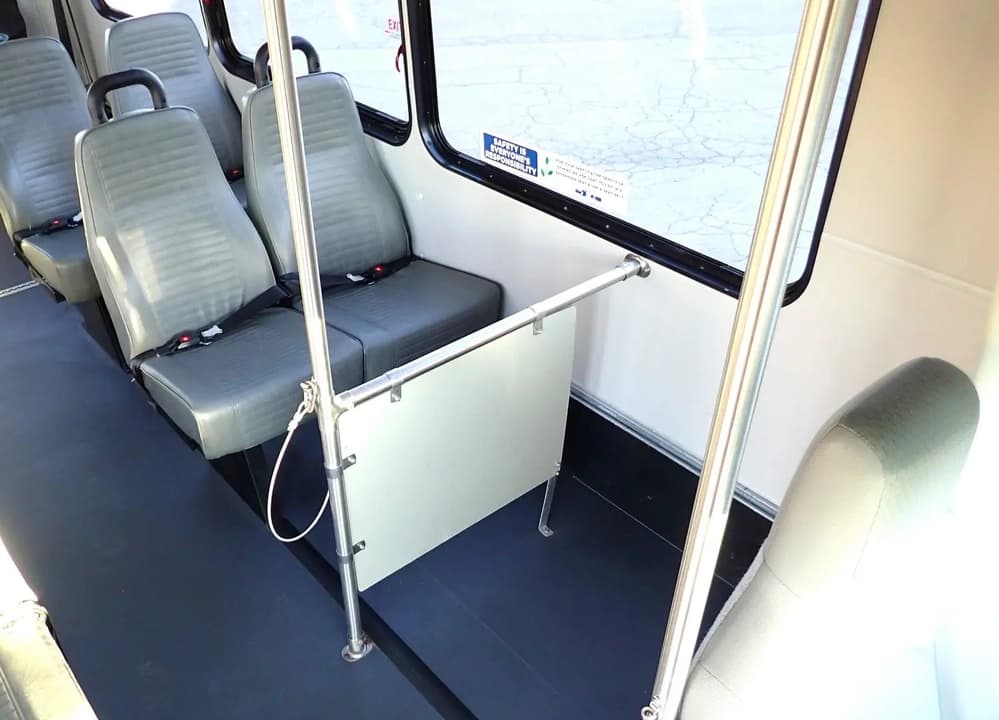 2015 Champion Challenger Shuttle Bus - Thumbnail 8 2015 Champion Challenger Shuttle Bus - Thumbnail 8