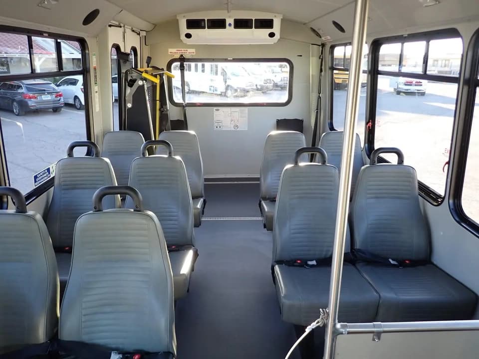 2015 Champion Challenger Shuttle Bus - Thumbnail 9 2015 Champion Challenger Shuttle Bus - Thumbnail 9