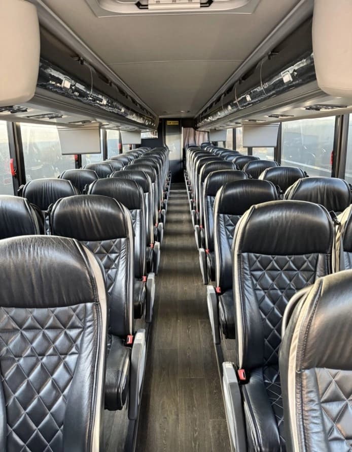 2020 Van Hool CX45 Coach - Thumbnail 4 2020 Van Hool CX45 Coach - Thumbnail 4