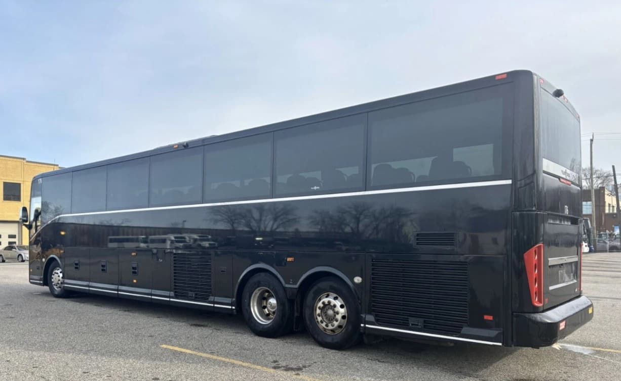 2020 Van Hool CX45 Coach - Thumbnail 2 2020 Van Hool CX45 Coach - Thumbnail 2