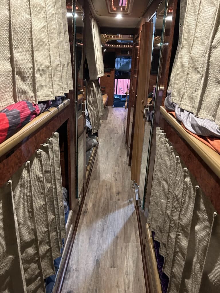 1996 VanHool T8 Star Car Entertainer - Thumbnail 14 1996 VanHool T8 Star Car Entertainer - Thumbnail 14