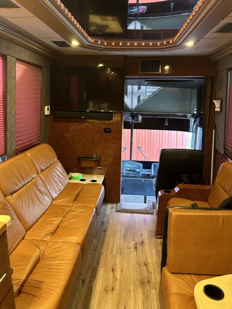 1996 VanHool T8 Star Car Entertainer - Thumbnail 9 1996 VanHool T8 Star Car Entertainer - Thumbnail 9