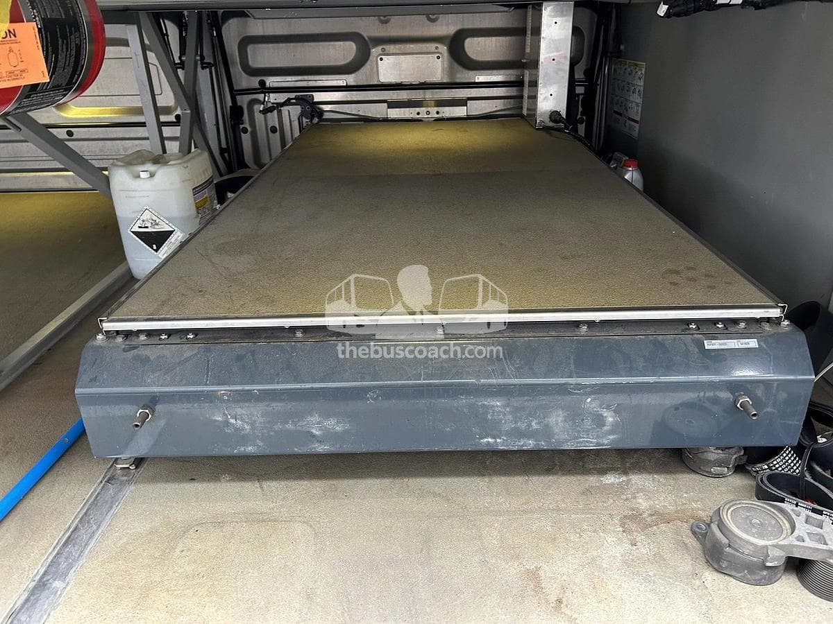 2017 Prevost X3-45 ADA - Thumbnail 14 2017 Prevost X3-45 ADA - Thumbnail 14