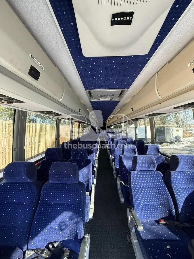 2007 Prevost X3-45 - Thumbnail 3 2007 Prevost X3-45 - Thumbnail 3