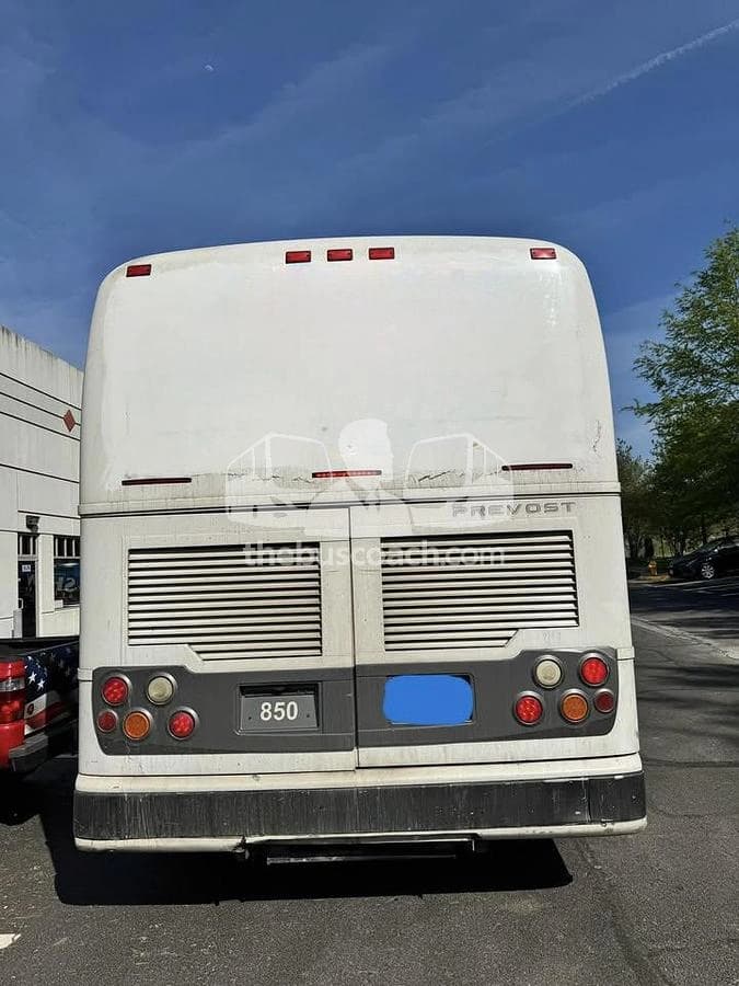 2007 Prevost X3-45 - Thumbnail 5 2007 Prevost X3-45 - Thumbnail 5