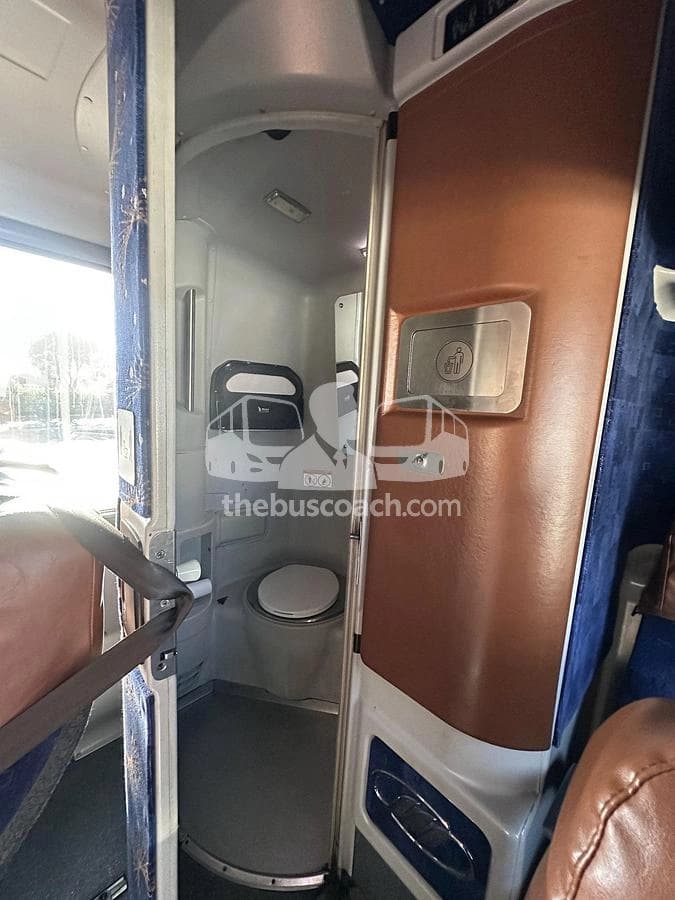 2012 Mci J4500 - Thumbnail 13 2012 Mci J4500 - Thumbnail 13