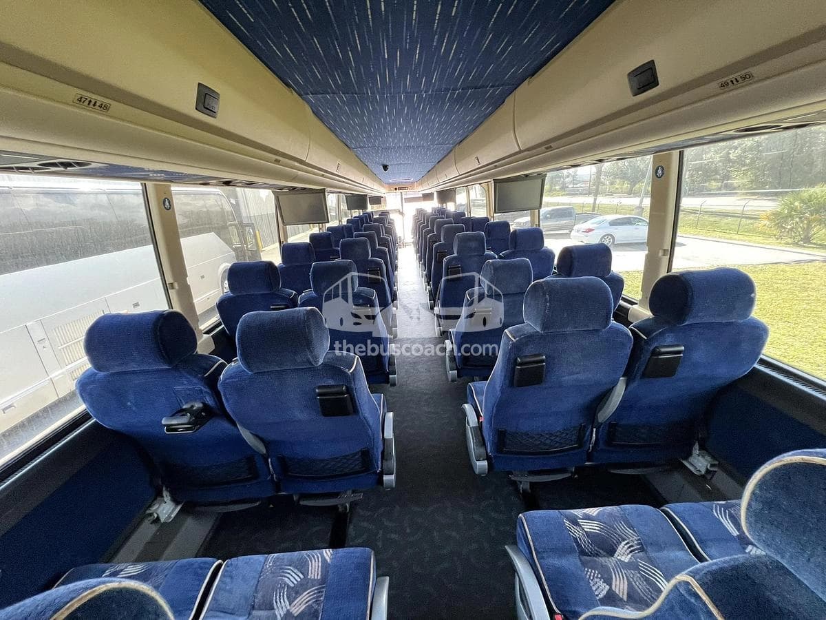 2014 Prevost H3-45 - Thumbnail 6 2014 Prevost H3-45 - Thumbnail 6