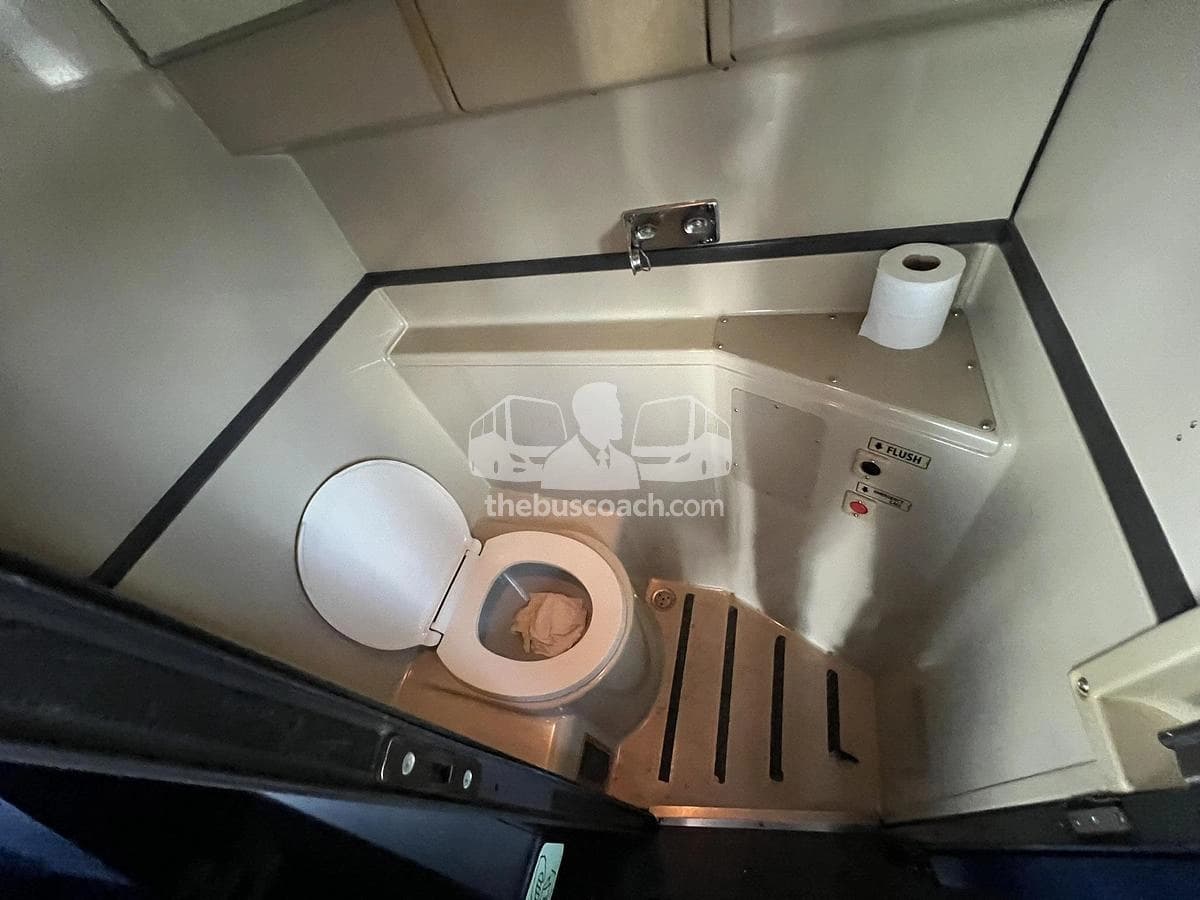 2014 Prevost H3-45 - Thumbnail 7 2014 Prevost H3-45 - Thumbnail 7